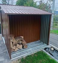 Aranżacja: Domek ogrodowy z wiatą na drewno Wipper 278x191cm (3,7m2) – Wood