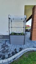 Aranżacja: Donica ze szklarnią grafitowa Maple Keter