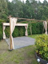 Aranżacja: Drewnopodobna pergola ogrodowa 4x4 Niro z zasłonami - Cream Wood