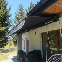 Aranżacja: Duża markiza na taras z półkasetą 495x300 Lea - Grafit