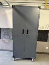 Aranżacja: Duża metalowa szafa do przechowywania na kółkach - Tone 1828 x 800 x 420 mm