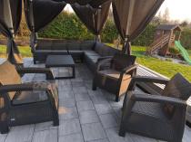 Aranżacja: Duża pergola tarasowa wolnostojąca Kirn 3x5,5 Biała z szarym dachem i zasłonami - 2025