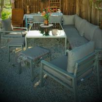 Aranżacja: Duży narożnik na taras ze stołem obiadowym fotelami i pufami Sodor Corner XXL - Silver