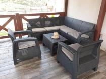 Aranżacja: Duży narożnik ogrodowy ze stolikiem kawowym Relax Duo brązowy