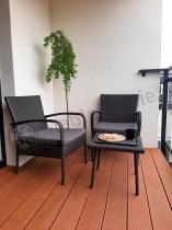 Aranżacja: Dwa fotele i stolik na balkon Morrone Duo Anthracite