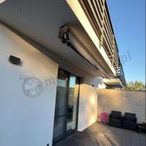 Aranżacja: Grafitowa markiza na taras Lea 395x300 - aluminium