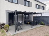 Aranżacja: Grafitowa pergola ogrodowa 3x6 stelaż aluminiowy Kirn