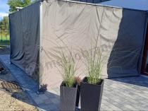 Aranżacja: Grafitowa pergola ogrodowa z zasłonami 4x4 Niro - Grey