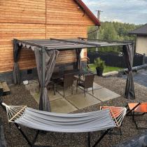 Aranżacja: Grafitowa pergola ogrodowa z zasłonami 4x4 Niro - Grey