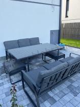 Aranżacja: Grafitowe meble metalowe na taras dla 8 osób z 2 sofami i 2 pufami Ater - Dark Grey