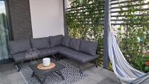Aranżacja: Grafitowy narożnik z leżakiem na mały taras Soletto 176x176cm