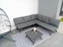 Aranżacja: Grafitowy narożnik z leżakiem na mały taras Soletto 176x176cm