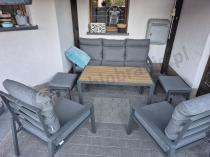 Aranżacja: Grafitowy zestaw mebli metalowych na taras Doros Dining + pufy wysokie oparcie - Polywood Dark Grey