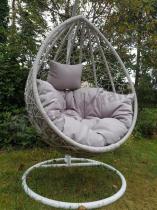 Aranżacja: Huśtawka typu cocoon - kosz wiszący DONDOLO Off-White Elite &amp; Taupe