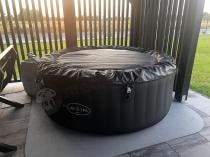 Aranżacja: Jacuzzi BESTWAY 60001 Lay Z Spa AirJet Miami 180x180x66cm