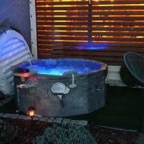 Aranżacja: Jacuzzi BESTWAY Lay Z Spa Therma Core AirJet Carrara 170x170x65cm 6001V