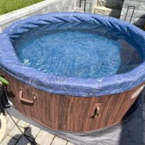 Aranżacja: Jacuzzi dmuchane BESTWAY Lay Z Spa Therma Core Smart AirJet Toronto 6001W 190x190x70cm