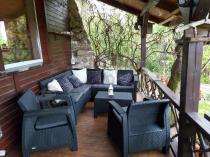 Aranżacja: Kanapa narożna z fotelami Corfu Relax Duo grafitowy