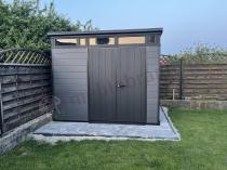 Aranżacja: Keter Cortina 9x7 - domek ogrodowy narzędziowy 279x216cm (6m2)