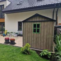 Aranżacja: Keter Signature Apex 975 Ashwood domek ogrodowy (6,6m2)