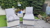 Aranżacja: Komplet 2 leżaków technorattanowych z poduszkami i stolikiem Meniza Double Grey + stolik