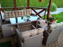 Aranżacja: Komplet mebli z sofą i wysokim stołm technorattan Cofete Dining – Natural Cofete 2.0