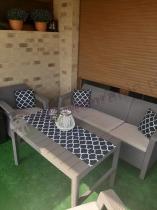 Aranżacja: Komplet Ogrodowy Corfu Fiesta Lyon Max z podnoszonym stołem Cappuccino