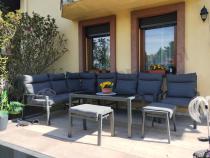 Aranżacja: Komplet ogrodowy metalowy z narożnikiem, fotelem i pufami - Doros Corner XL - Dark Grey