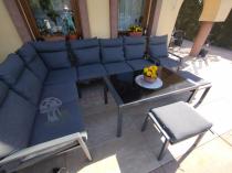 Aranżacja: Komplet ogrodowy metalowy z narożnikiem, fotelem i pufami - Doros Corner XL - Dark Grey