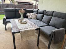 Aranżacja: Komplet ogrodowy metalowy z narożnikiem, fotelem, pufami i stołem teak- Doros Corner XL - Dark Grey