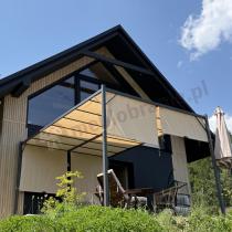 Aranżacja: Kremowa pergola tarasowa z roletami Simi 3x4m