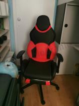 Aranżacja: Krzesło gamingowe ergonomiczne profilowane Munari