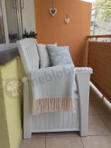 Aranżacja: Ławka ze schowkiem Keter Patio Storage Bench White