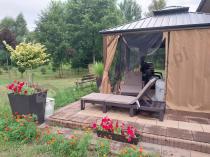 Aranżacja: Leżak ogrodowy z poduszką brązowy Daytona Deluxe