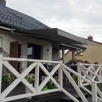 Aranżacja: Markiza tarasowa 400x300 z półkasetą Lea - Szara