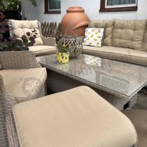Aranżacja: Meble technorattanowe z sofą 178cm, 2 fotelami, 2 pufami i stołem podnoszonym Fiorento Dining - Beige