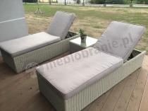 Aranżacja: Meniza Off-White Elite & Taupe zestaw technorattanowych leżaków