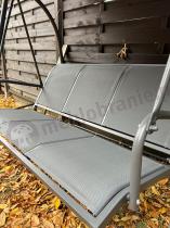 Aranżacja: Metalowa huśtawka trzyosobowa Tivona - Grey