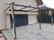 Aranżacja: Metalowa pergola na taras z zasłonami bocznymi Niro 3x5,5 - Cream