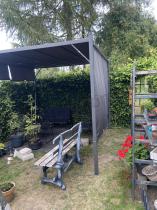 Aranżacja: Metalowa pergola tarasowa z roletami Simi 3x3m Grafit