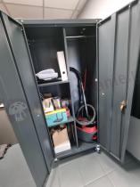 Aranżacja: Metalowa szafa gospodarcza z drążkiem Deto 1800 x 800 x 410 mm