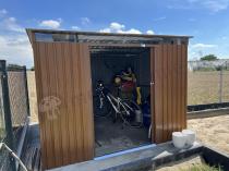 Aranżacja: Metalowa szopa ogrodowa ze świetlikiem Kaggen 261x241cm - Wood