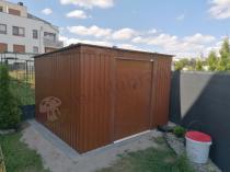 Aranżacja: Metalowy domek narzędziowy brązowy Ganner 261x241cm