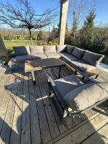 Aranżacja: Metalowy narożnik ogrodowy 280x220cm z ławą i fotelem Panaon Grey Teak