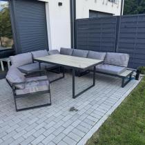 Aranżacja: Metalowy narożnik ogrodowy 280x220cm ze stołem obiadowym i fotelem Panaon GG