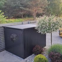 Aranżacja: Metalowy schowek na 4 rowery Varsat 165x222x151 - Szary