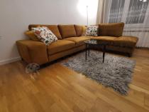 Aranżacja: Musztardowa kanapa narożna welurowa rozkładana Flavio prawy 293x214 cm