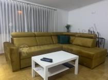 Aranżacja: Musztardowa kanapa narożna z funkcją spania do salonu Riva 274x210 cm prawostronna