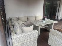 Aranżacja: Narożnik modułowy z wysokim stołem LIGURITO VIII Plus Beige + fotel