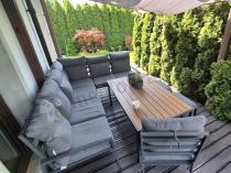 Aranżacja: Narożnik na taras na metalowym stelażu ze stołem 160cm i pufami - Doros Corner XXL - Polywood Dark Grey